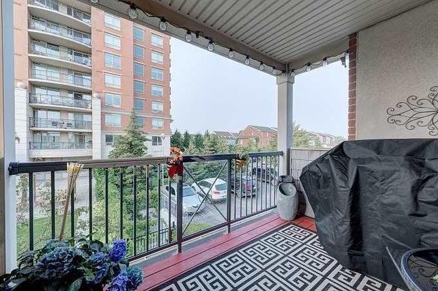 6 - 2303 Central Park Dr, Townhouse with 3 bedrooms, 3 bathrooms and 2 parking in Oakville ON | Image 14