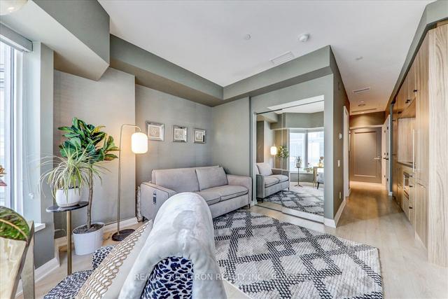3112 - 155 Yorkville Ave, Condo with 0 bedrooms, 1 bathrooms and 0 parking in Toronto ON | Image 6