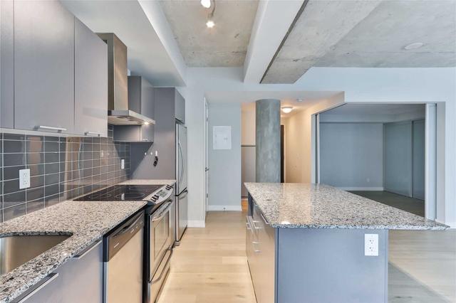 711 - 650 King St W, Condo with 1 bedrooms, 1 bathrooms and 1 parking in Toronto ON | Image 16
