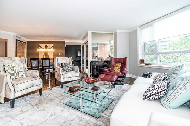 404 - 55 Wellesley St E, Condo with 2 bedrooms, 2 bathrooms and 2 parking in Toronto ON | Image 24