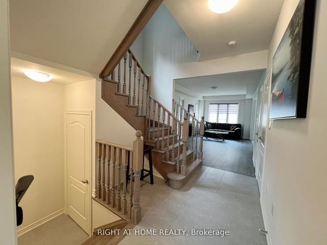 21 Trailbank Gdns, House semidetached with 4 bedrooms, 3 bathrooms and 3 parking in Hamilton ON | Image 38