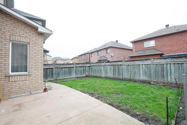 141 Santa Maria Tr E, House detached with 3 bedrooms, 4 bathrooms and 3 parking in Vaughan ON | Image 32