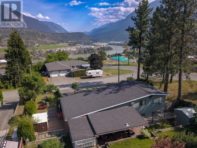 383 Pine Street, House detached with 3 bedrooms, 2 bathrooms and null parking in Lillooet BC | Image 25