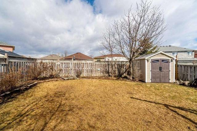 1935 Emerald Crt, House detached with 4 bedrooms, 3 bathrooms and 2 parking in Innisfil ON | Image 2