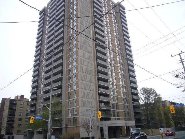 2100 - 135 Marlee Ave, Condo with 3 bedrooms, 2 bathrooms and 1 parking in Toronto ON | Image 1
