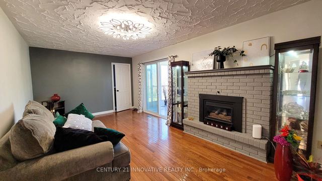 568 Canewood Cres, House detached with 3 bedrooms, 3 bathrooms and 6 parking in Waterloo ON | Image 5