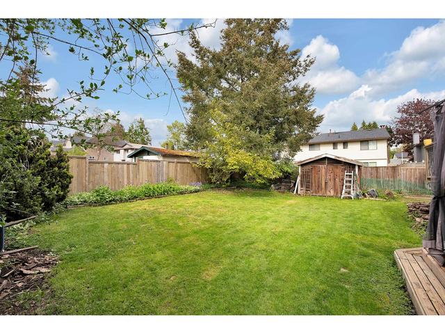 14773 89 Avenue, House detached with 4 bedrooms, 3 bathrooms and 6 parking in Surrey BC | Image 35