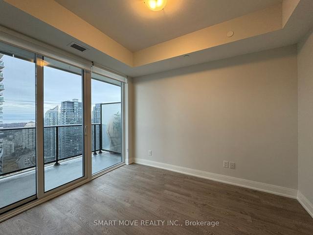 3707 - 70 Annie Craig Dr, Condo with 1 bedrooms, 2 bathrooms and 1 parking in Toronto ON | Image 7