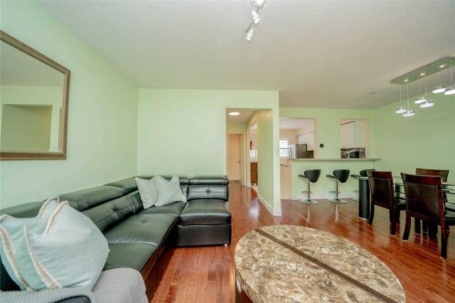 118 Purpledusk Tr, Townhouse with 3 bedrooms, 3 bathrooms and 3 parking in Toronto ON | Image 34