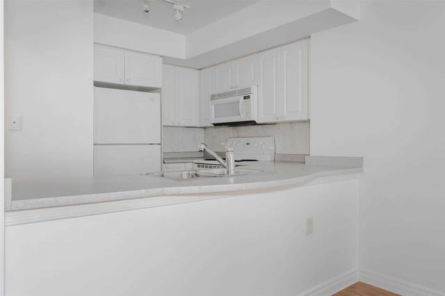 1902 - 388 Bloor St E, Condo with 1 bedrooms, 1 bathrooms and 1 parking in Toronto ON | Image 6