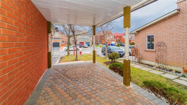 54 Prairie Rose Circ, House detached with 3 bedrooms, 4 bathrooms and 5 parking in Brampton ON | Image 28