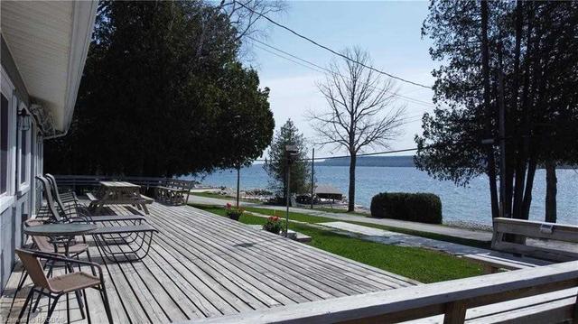 287 Mallory Beach Rd, House detached with 3 bedrooms, 4 bathrooms and 10 parking in South Bruce Peninsula ON | Image 37