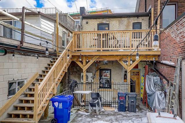 874 Kingston Rd, House semidetached with 2 bedrooms, 1 bathrooms and null parking in Toronto ON | Image 13