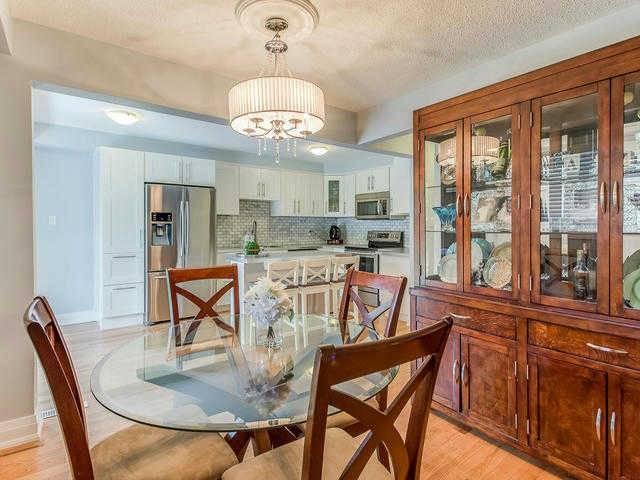 2901 Bramshaw Gdns, House semidetached with 3 bedrooms, 2 bathrooms and 4 parking in Mississauga ON | Image 6