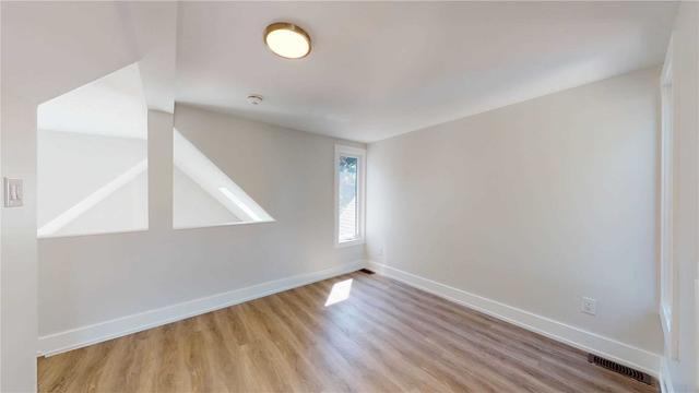 unit 2 - 320 Albany Ave, House detached with 2 bedrooms, 1 bathrooms and 1 parking in Toronto ON | Image 20
