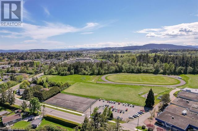 405 - 10680 Mcdonald Park Rd, Condo with 2 bedrooms, 2 bathrooms and 2 parking in North Saanich BC | Image 37