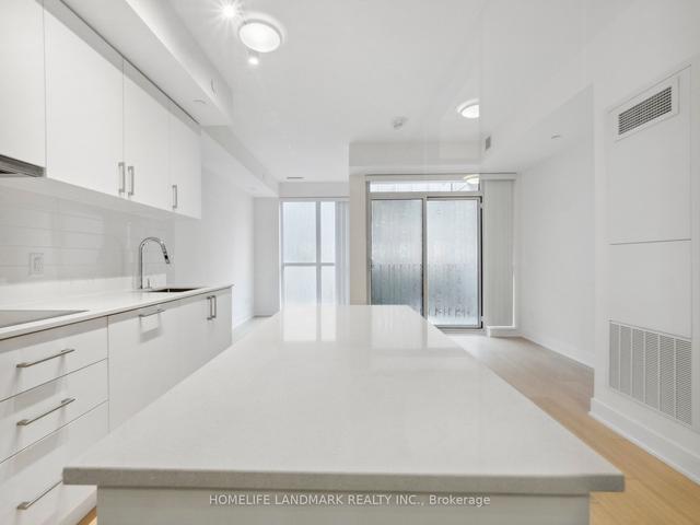 707 - 88 Cumberland St, Condo with 1 bedrooms, 1 bathrooms and 0 parking in Toronto ON | Image 6