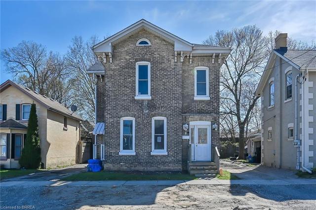 8 Palmerston Avenue, House detached with 4 bedrooms, 1 bathrooms and 3 parking in Brantford ON | Image 12