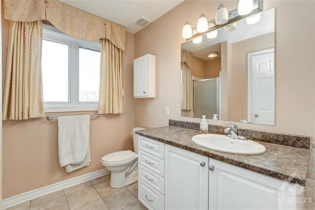 233 Wildcliff Way, Townhouse with 3 bedrooms, 3 bathrooms and 3 parking in Ottawa ON | Image 22
