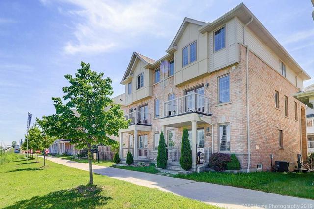 515 Rossland Rd E, House semidetached with 4 bedrooms, 4 bathrooms and 1 parking in Ajax ON | Image 14