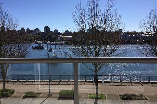 203 - 426 Beach Crescent, Condo with 3 bedrooms, 4 bathrooms and null parking in Vancouver BC | Card Image