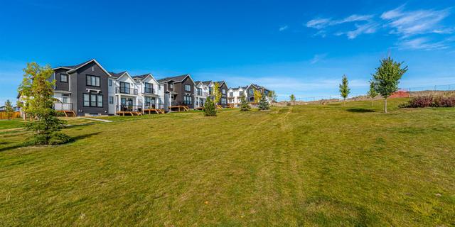 32 Heritage Lane, Home with 3 bedrooms, 2 bathrooms and 2 parking in Kananaskis AB | Image 30
