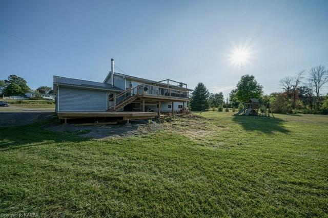 523 South Shore Road, House detached with 3 bedrooms, 1 bathrooms and 8 parking in Greater Napanee ON | Image 38