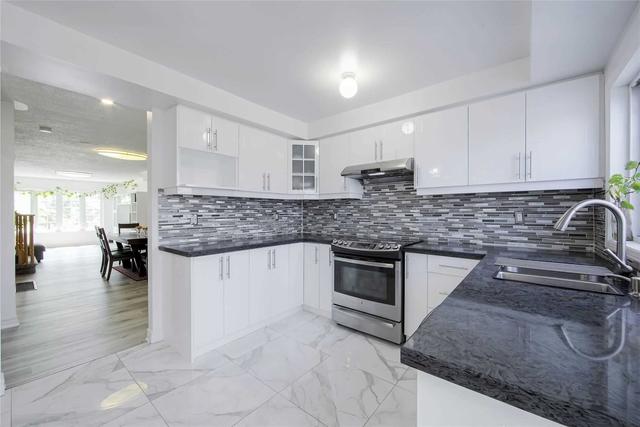 47 Hobson Ave, House attached with 3 bedrooms, 4 bathrooms and 2 parking in Toronto ON | Image 17