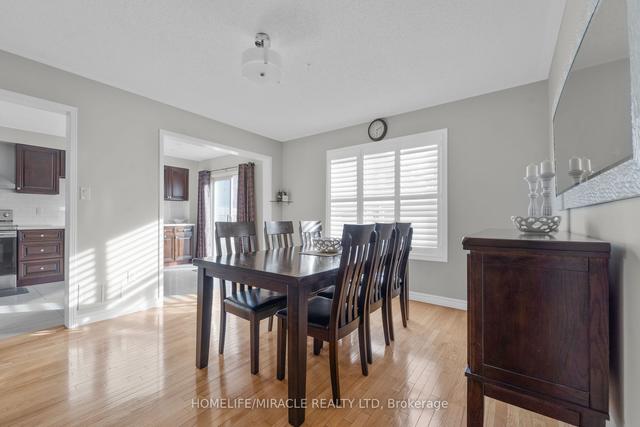 5702 Jenvic Grve, House semidetached with 3 bedrooms, 4 bathrooms and 3 parking in Mississauga ON | Image 25