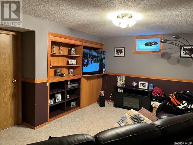 200 Conlin Drive, House detached with 5 bedrooms, 2 bathrooms and null parking in Swift Current SK | Image 11