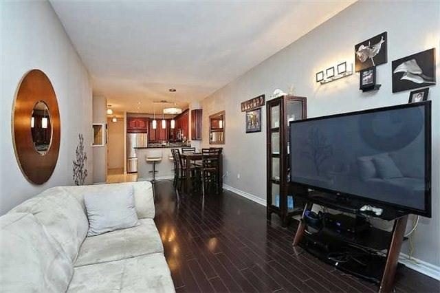 214 - 10 Gateway Blvd, Condo with 1 bedrooms, 1 bathrooms and 1 parking in Toronto ON | Image 8