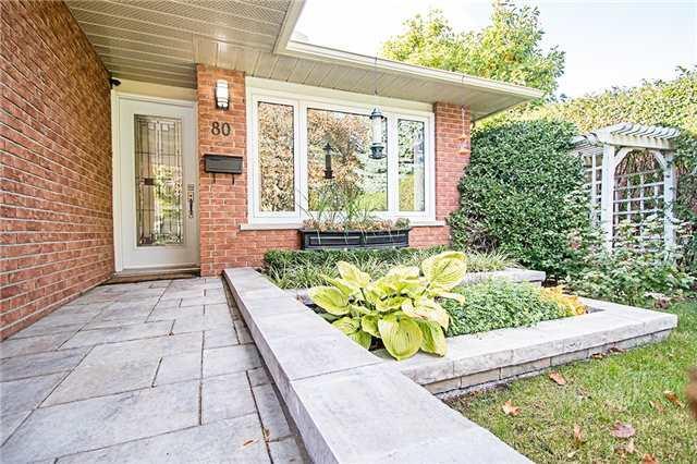 80 Michael Blvd, House detached with 3 bedrooms, 2 bathrooms and 4 parking in Whitby ON | Image 2