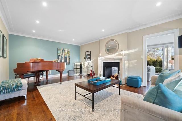 1310 Lakeshore Rd E, House detached with 5 bedrooms, 4 bathrooms and 12 parking in Oakville ON | Image 23
