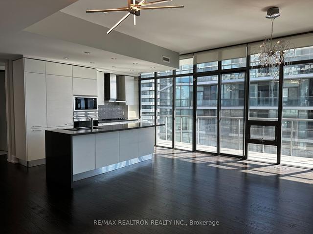 4501 - 33 Charles St E, Condo with 1 bedrooms, 2 bathrooms and 1 parking in Toronto ON | Image 12