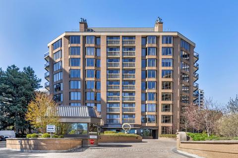 607 - 70 Rosehill Ave, Condo with 2 bedrooms, 3 bathrooms and 2 parking in Toronto ON | Card Image