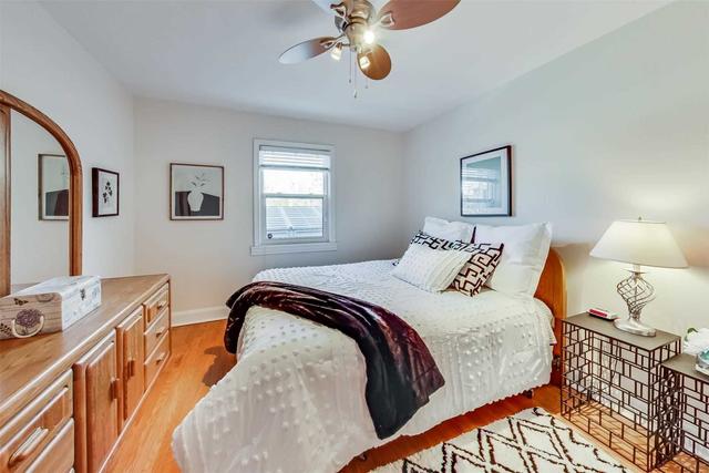 10 Davidson Ave, House detached with 2 bedrooms, 1 bathrooms and 2 parking in Toronto ON | Image 13