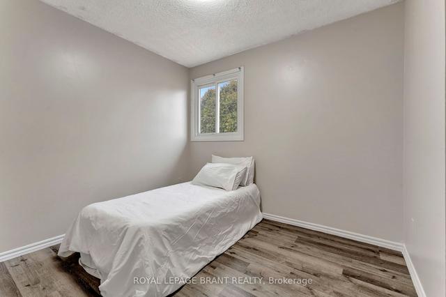 6 Greene Lane Circ, House detached with 3 bedrooms, 2 bathrooms and 5 parking in Brantford ON | Image 8