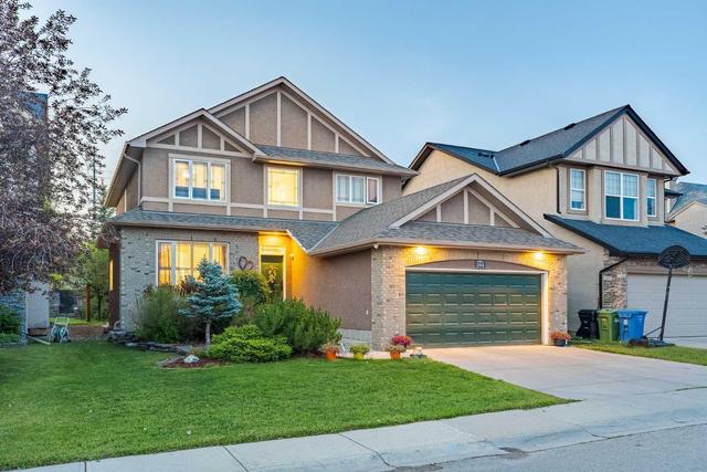 254 Discovery Ridge Way Sw, House detached with 5 bedrooms, 3 bathrooms and 4 parking in Calgary AB | Image 2