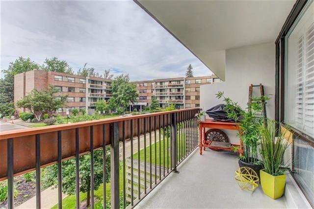 201 - 1801 O'connor Dr, Condo with 4 bedrooms, 2 bathrooms and 1 parking in Toronto ON | Image 14
