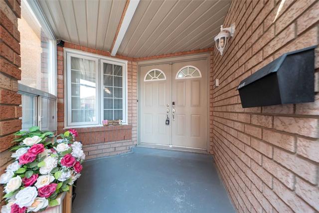 9 Lauraglen Cres, House detached with 4 bedrooms, 4 bathrooms and 6 parking in Brampton ON | Image 33