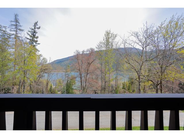 1 - 1691 Highway 3a, Condo with 1 bedrooms, 1 bathrooms and 1 parking in Central Kootenay F BC | Image 7