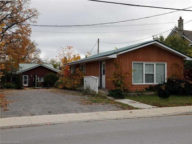 119 Main St, House detached with 2 bedrooms, 3 bathrooms and 10 parking in Kawartha Lakes ON | Image 23