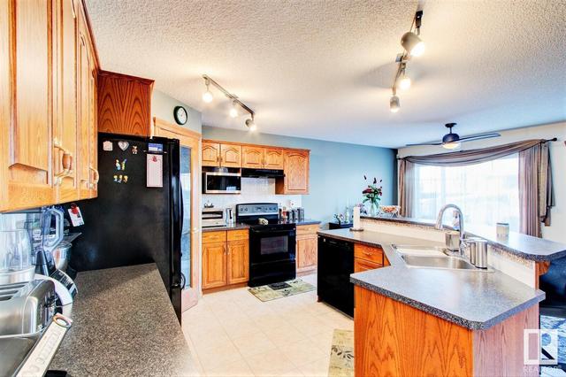1731 Haswell Cv Nw, House detached with 5 bedrooms, 4 bathrooms and null parking in Edmonton AB | Image 10