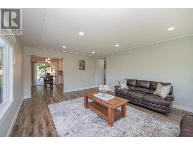 7701 Birch Lane, House detached with 5 bedrooms, 2 bathrooms and 9 parking in Coldstream BC | Image 6