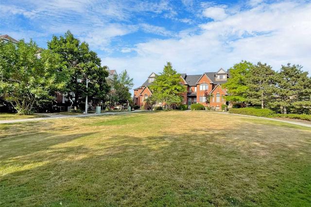 144 Rory Rd, Townhouse with 3 bedrooms, 3 bathrooms and 2 parking in Toronto ON | Image 35