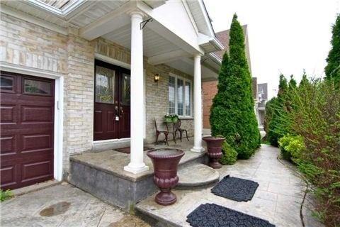 31 Treeline Blvd, House detached with 5 bedrooms, 5 bathrooms and 4 parking in Brampton ON | Image 2