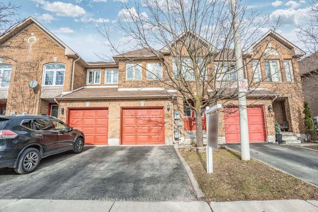 16 - 126 Kenwood Dr, Townhouse with 3 bedrooms, 3 bathrooms and 2 parking in Brampton ON | Image 1