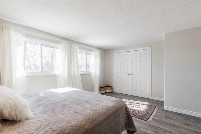 135 - 2050 Upper Middle Rd, Townhouse with 3 bedrooms, 3 bathrooms and 2 parking in Burlington ON | Image 17