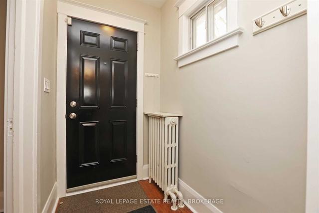 37 Arcadian Circ, House detached with 2 bedrooms, 2 bathrooms and 2 parking in Toronto ON | Image 23