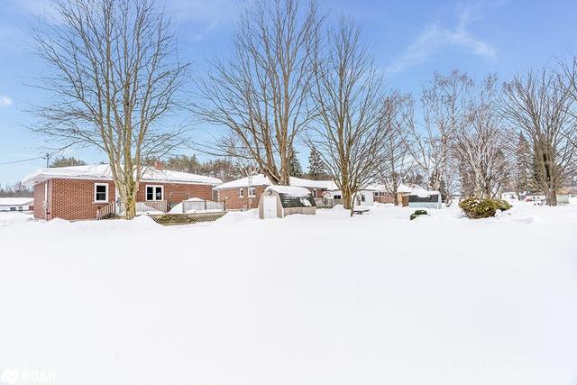 2310 Hwy 11 S, House detached with 3 bedrooms, 1 bathrooms and 6 parking in Oro Medonte ON | Image 18